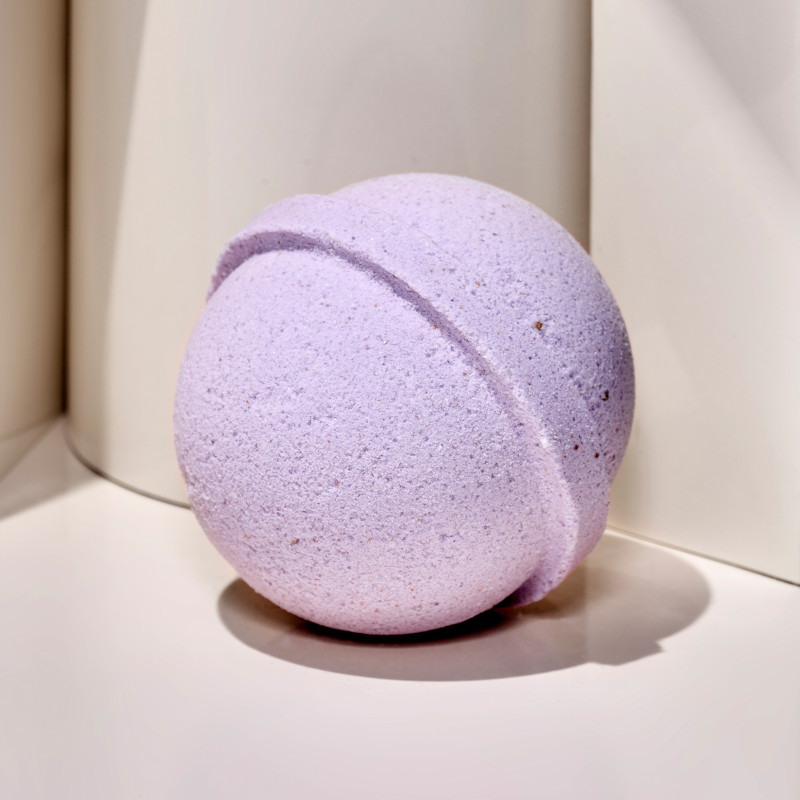 Boule effervescente pour le bain Huile de chanvre et CBD Lavande Boule effervescente pour le bain Huile de chanvre et CBD Lavande